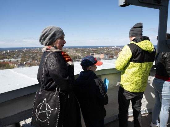 Riigikogu lahtiste uste päev.