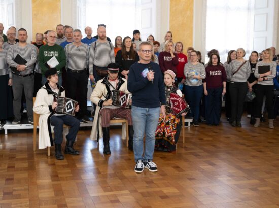 Riigikogu lahtiste uste päev.