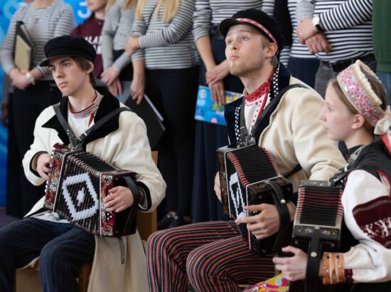 Riigikogu lahtiste uste päev.