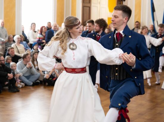 Riigikogu lahtiste uste päev.