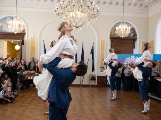 Riigikogu lahtiste uste päev.