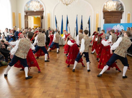 Riigikogu lahtiste uste päev.