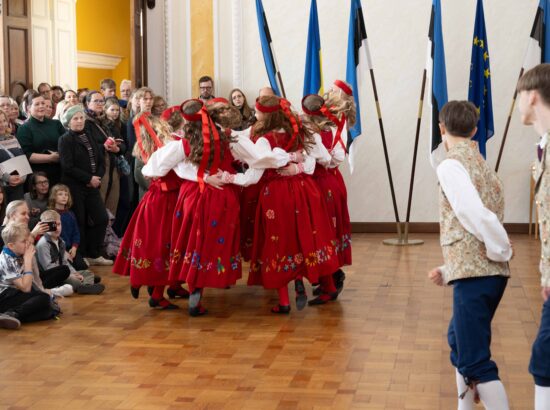 Riigikogu lahtiste uste päev.
