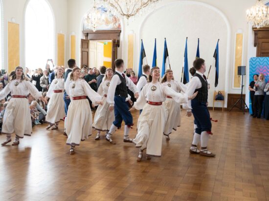 Riigikogu lahtiste uste päev.