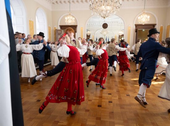 Riigikogu lahtiste uste päev.