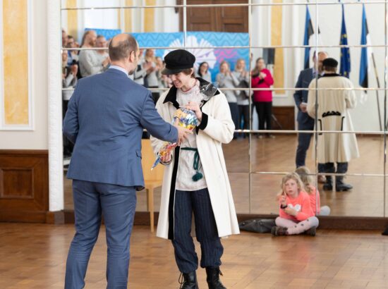 Riigikogu lahtiste uste päev.