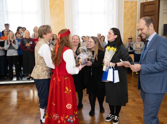 Riigikogu lahtiste uste päev.