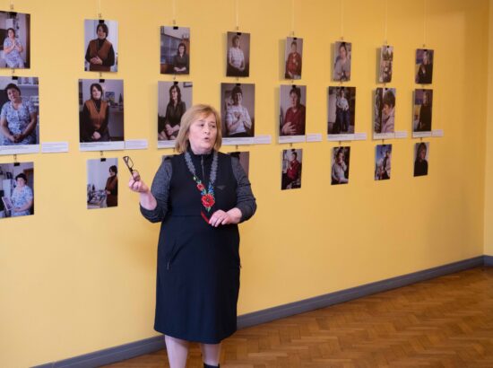 Fotonäitus „Ema“ on pühendatud Ukraina emadele, kes andsid tuleviku ja vabaduse nimel kõige kallima – oma pojad.