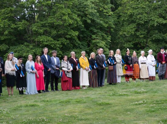 XXVIII laulu- ja XXI tantsupeole „Iseoma“ pühendatud riigilipu heiskamise tseremoonia Kuberneri aias