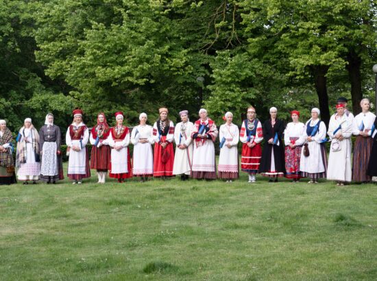 XXVIII laulu- ja XXI tantsupeole „Iseoma“ pühendatud riigilipu heiskamise tseremoonia Kuberneri aias