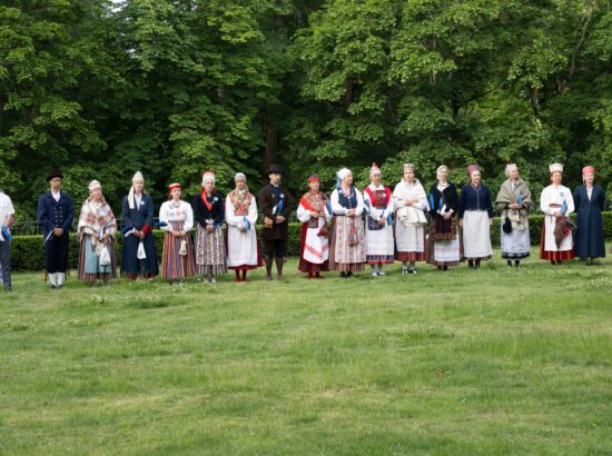 XXVIII laulu- ja XXI tantsupeole „Iseoma“ pühendatud riigilipu heiskamise tseremoonia Kuberneri aias