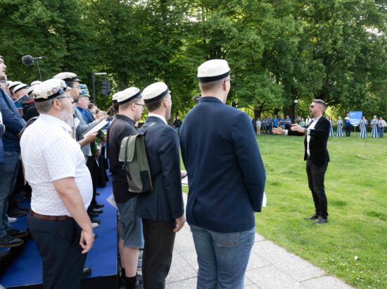XXVIII laulu- ja XXI tantsupeole „Iseoma“ pühendatud riigilipu heiskamise tseremoonia Kuberneri aias