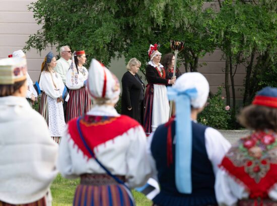 XXVIII laulu- ja XXI tantsupeole „Iseoma“ pühendatud riigilipu heiskamise tseremoonia Kuberneri aias