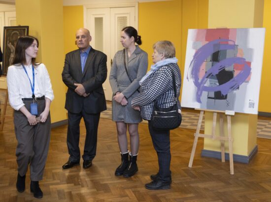 Näituse "Alistumatu Mariupol" avamissündmus.