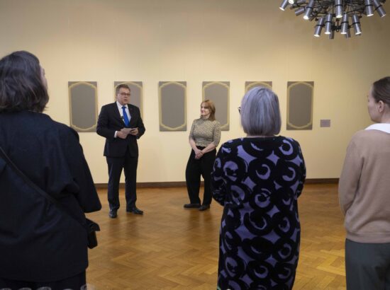 Sirja-Liisa Eelma isikunäituse „Helios“ avamine.