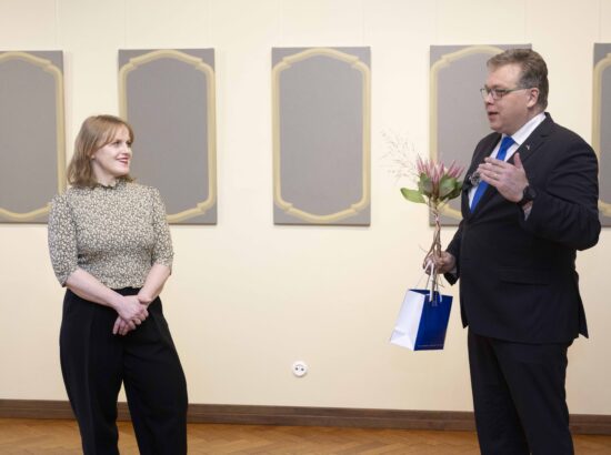 Sirja-Liisa Eelma isikunäituse „Helios“ avamine.