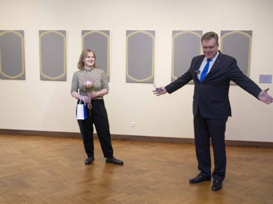 Sirja-Liisa Eelma isikunäituse „Helios“ avamine.