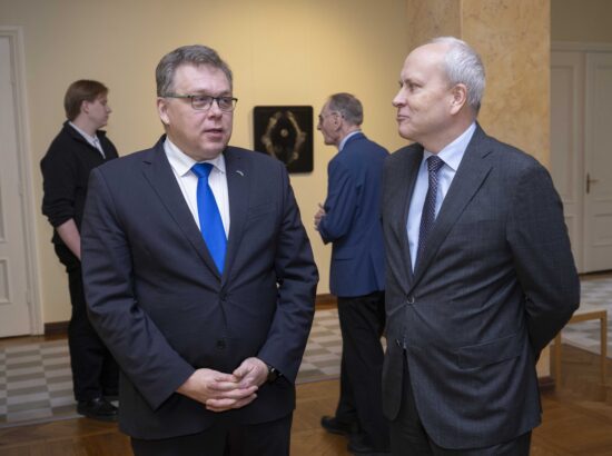 Sirja-Liisa Eelma isikunäituse „Helios“ avamine.