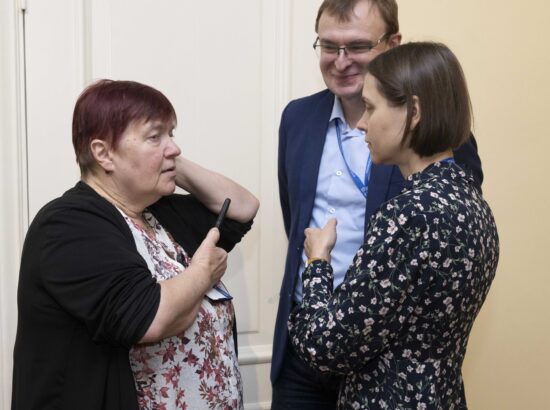 Sirja-Liisa Eelma isikunäituse „Helios“ avamine.