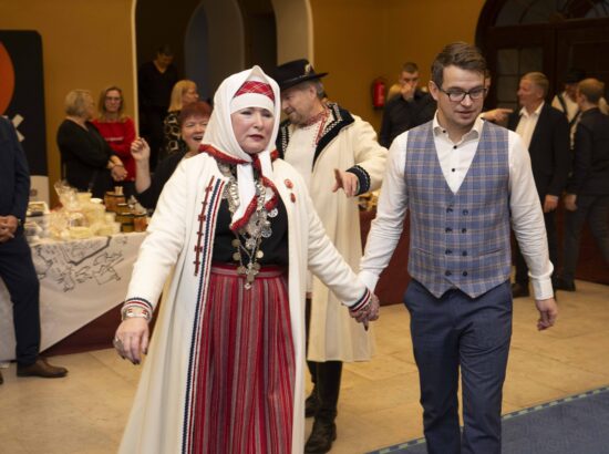 Võrumaa ja Setomaa käsitöö ja talutoodangu näitus