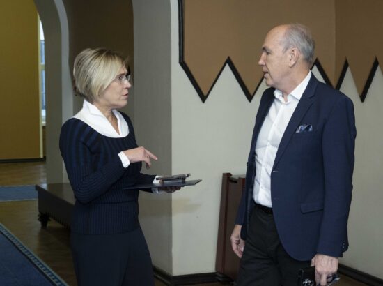 Kalle Grünthalilt saadikupuutumatuse võtmine