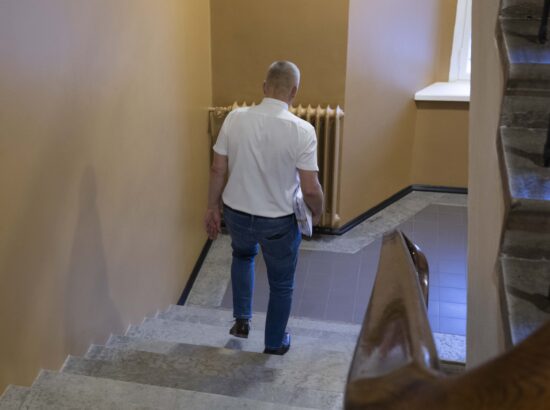 Kalle Grünthalilt saadikupuutumatuse võtmine