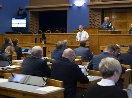 Kalle Grünthalilt saadikupuutumatuse võtmine