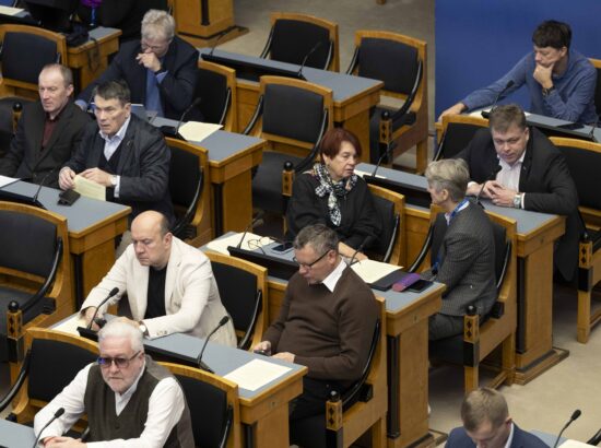 Kalle Grünthalilt saadikupuutumatuse võtmine