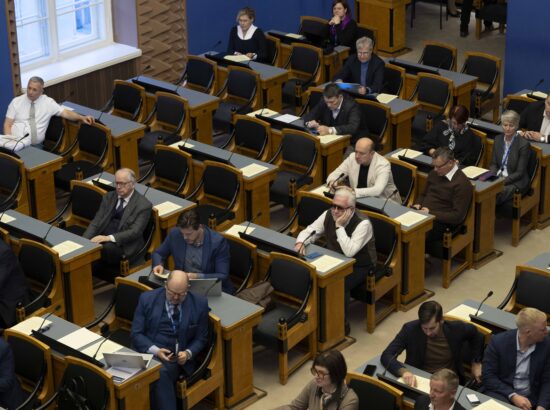 Kalle Grünthalilt saadikupuutumatuse võtmine