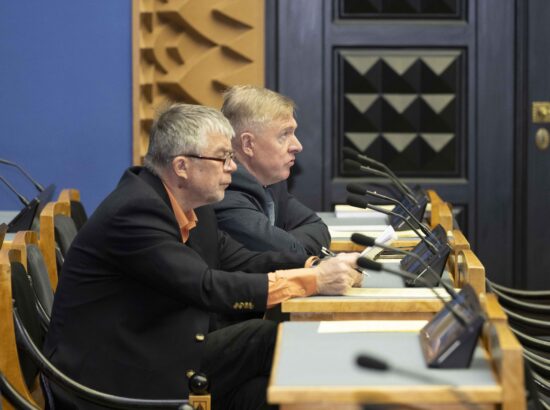 Kalle Grünthalilt saadikupuutumatuse võtmine