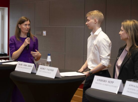 Seminar sotsiaalmeedia mõjust lastele