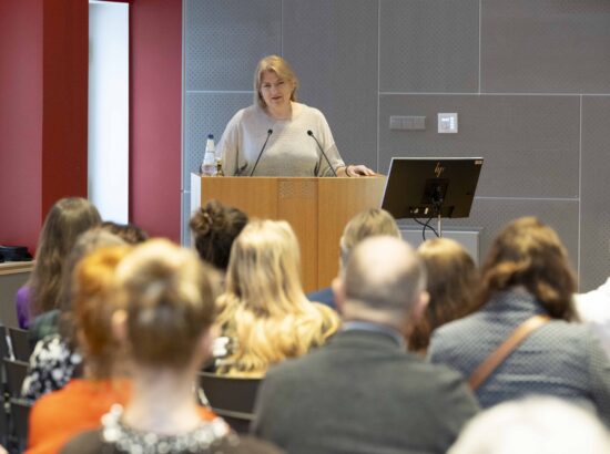 Seminar sotsiaalmeedia mõjust lastele