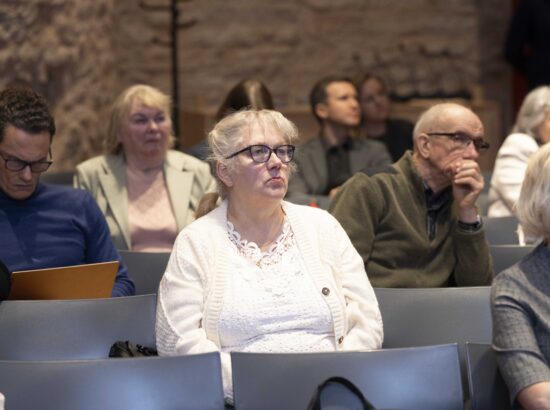 Seminar sotsiaalmeedia mõjust lastele