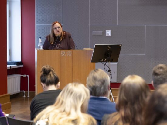 Seminar sotsiaalmeedia mõjust lastele