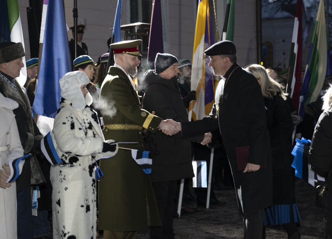 Eesti Vabariigi 108. aastapäeva tähistamine ja pidulik lipuheiskamistseremoonia Toompeal.