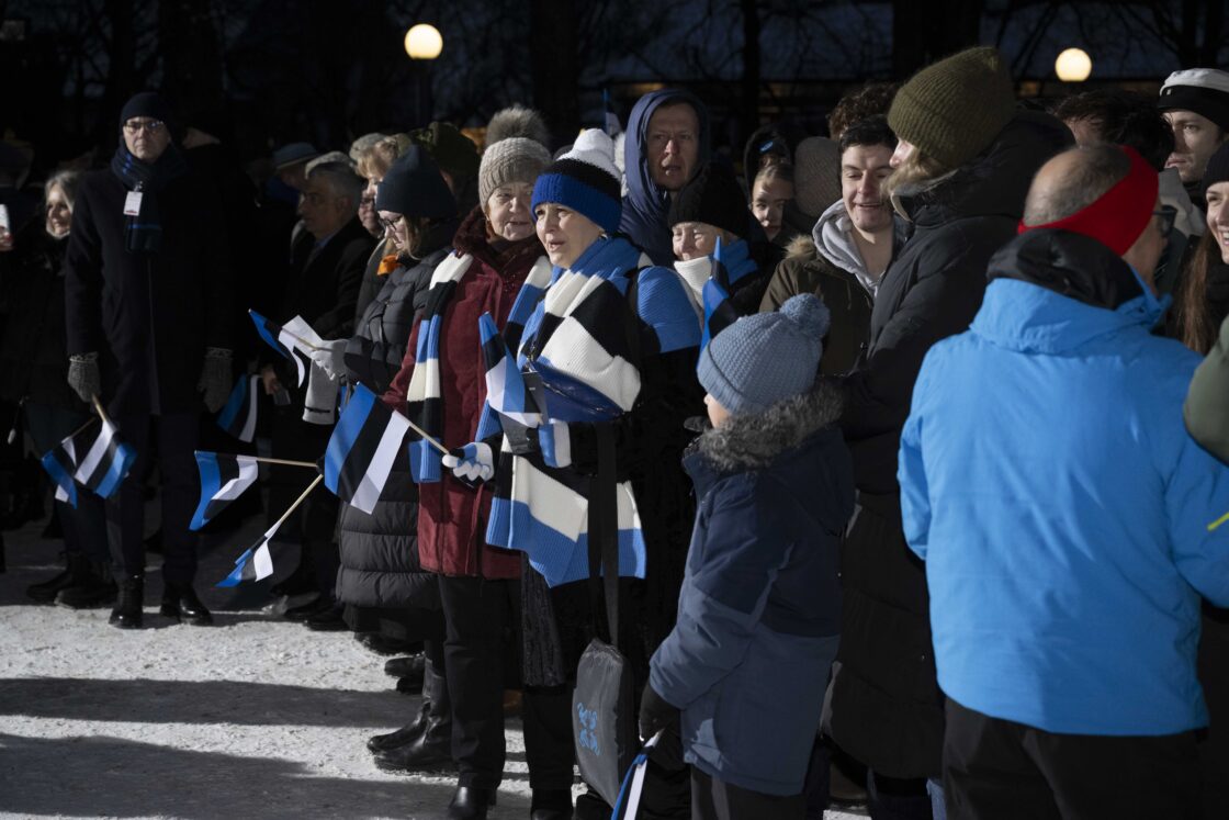 Eesti Vabariigi 108. aastapäeva tähistamine ja pidulik lipuheiskamistseremoonia Toompeal.
