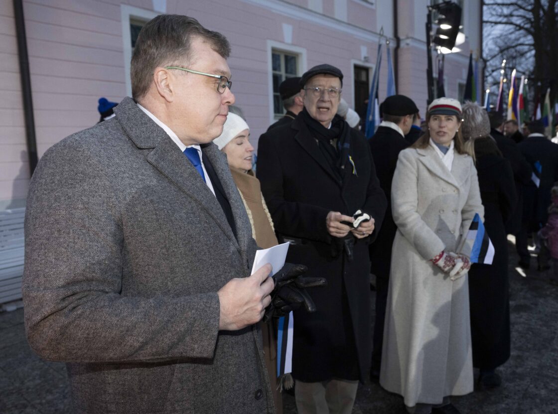 Eesti Vabariigi 108. aastapäeva tähistamine ja pidulik lipuheiskamistseremoonia Toompeal.