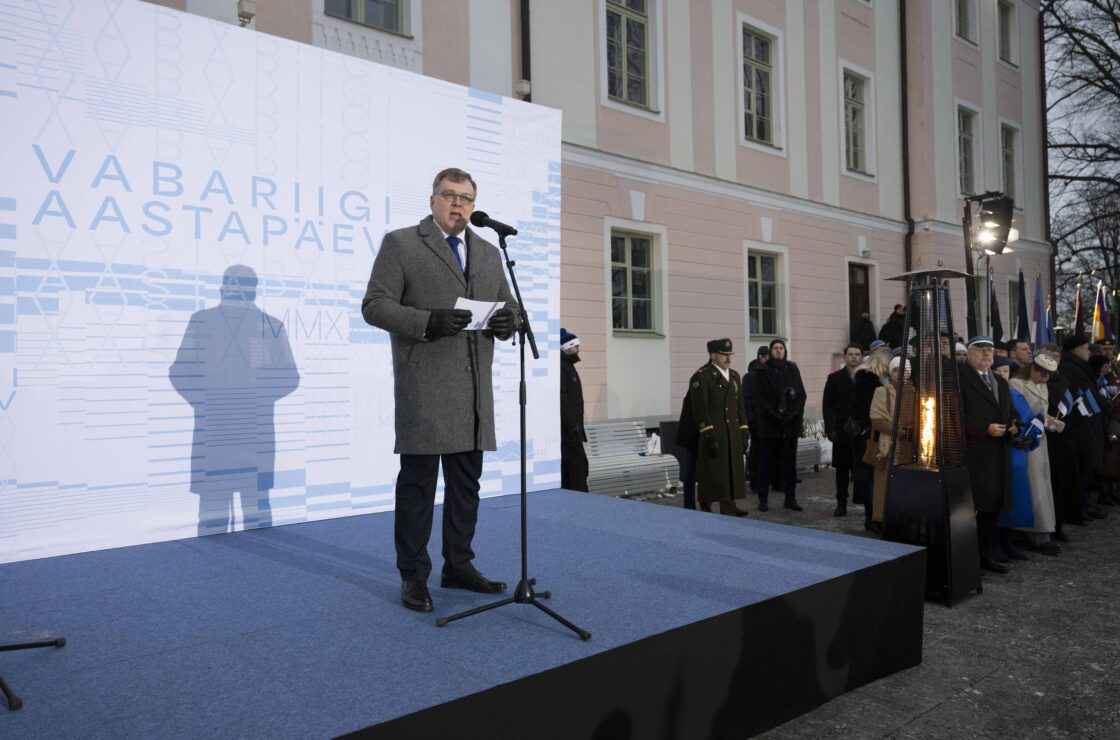 Eesti Vabariigi 108. aastapäeva tähistamine ja pidulik lipuheiskamistseremoonia Toompeal.