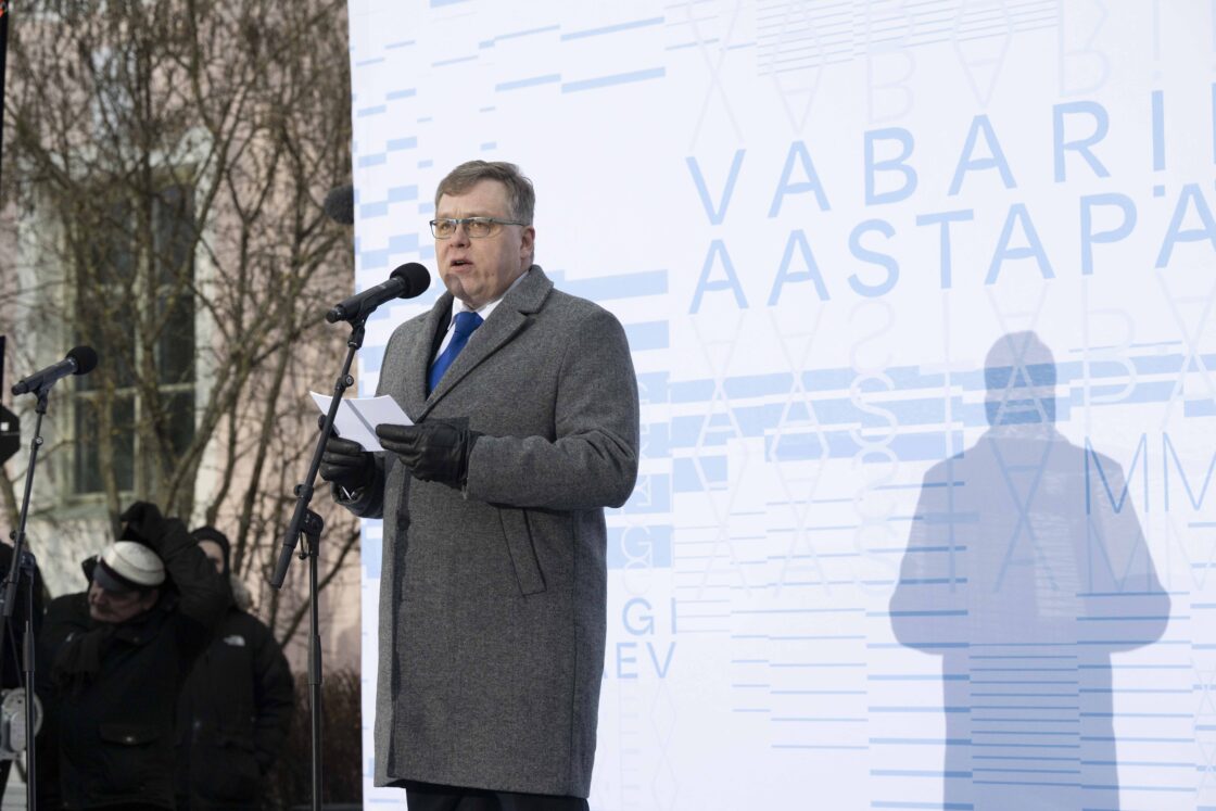 Eesti Vabariigi 108. aastapäeva tähistamine ja pidulik lipuheiskamistseremoonia Toompeal.