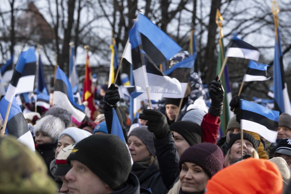 Eesti Vabariigi 108. aastapäeva tähistamine ja pidulik lipuheiskamistseremoonia Toompeal.