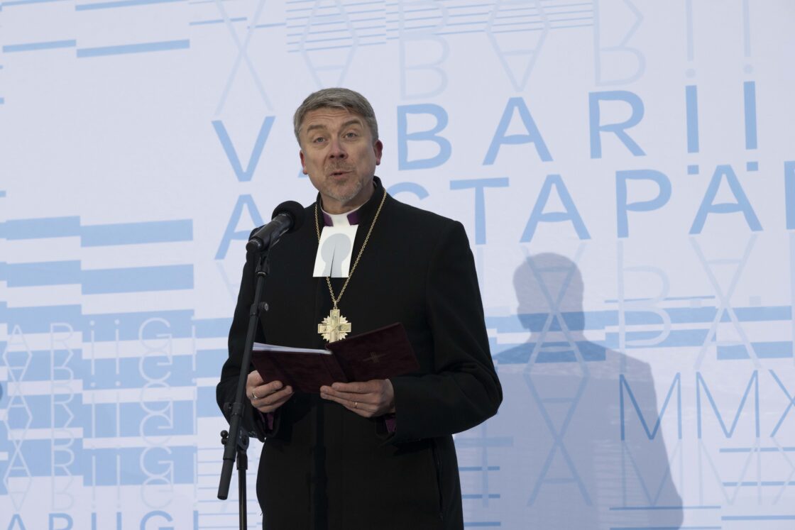 Eesti Vabariigi 108. aastapäeva tähistamine ja pidulik lipuheiskamistseremoonia Toompeal.