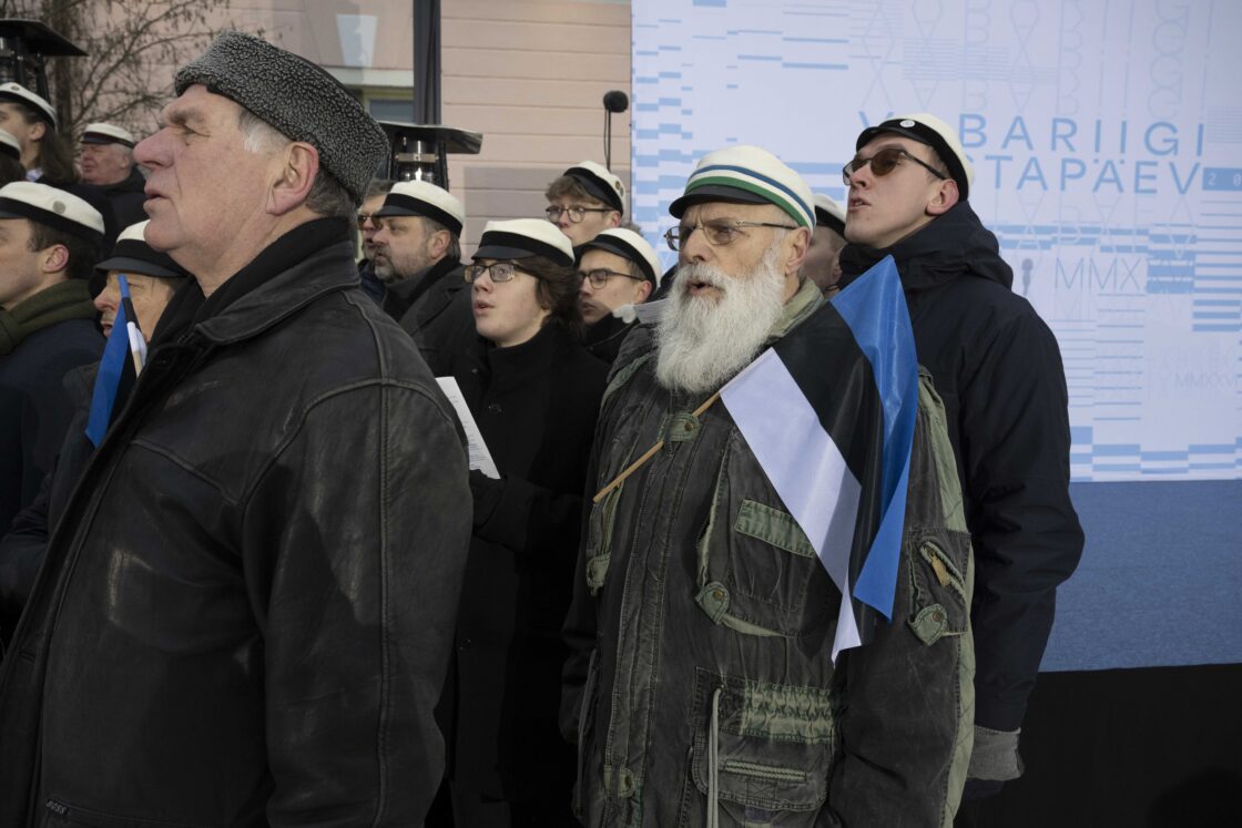 Eesti Vabariigi 108. aastapäeva tähistamine ja pidulik lipuheiskamistseremoonia Toompeal.