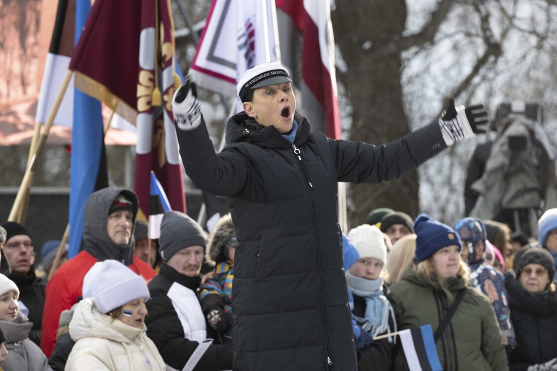 Eesti Vabariigi 108. aastapäeva tähistamine ja pidulik lipuheiskamistseremoonia Toompeal.