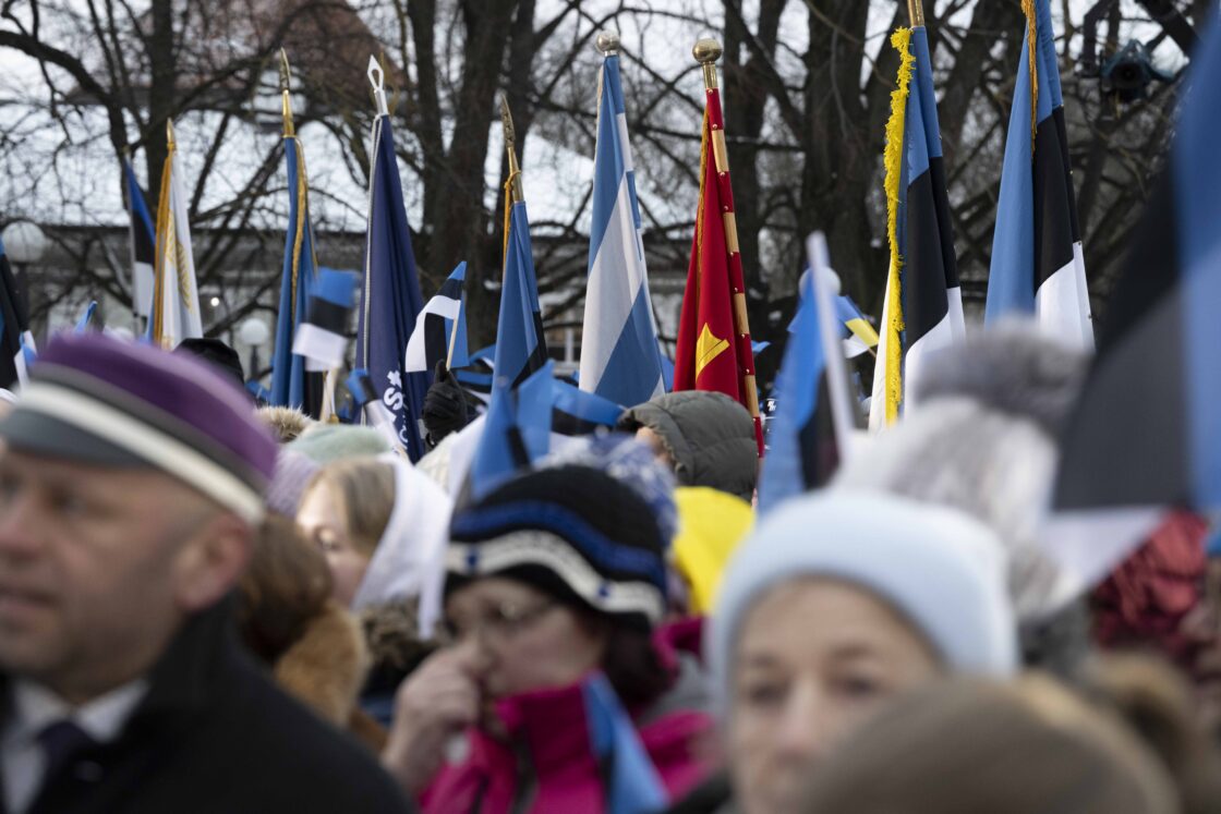 Eesti Vabariigi 108. aastapäeva tähistamine ja pidulik lipuheiskamistseremoonia Toompeal.