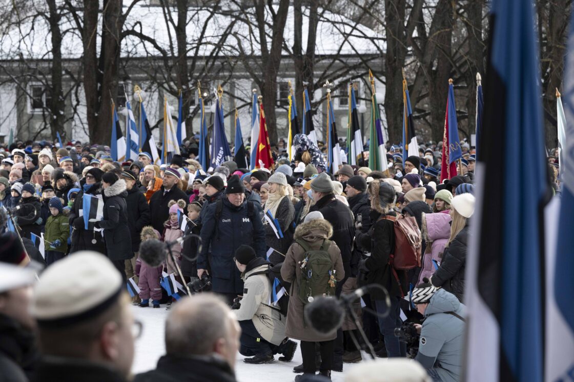Eesti Vabariigi 108. aastapäeva tähistamine ja pidulik lipuheiskamistseremoonia Toompeal.