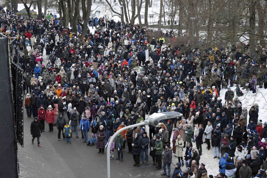 Eesti Vabariigi 108. aastapäeva tähistamine ja pidulik lipuheiskamistseremoonia Toompeal.