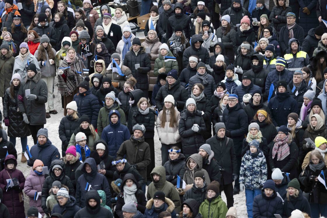 Eesti Vabariigi 108. aastapäeva tähistamine ja pidulik lipuheiskamistseremoonia Toompeal.