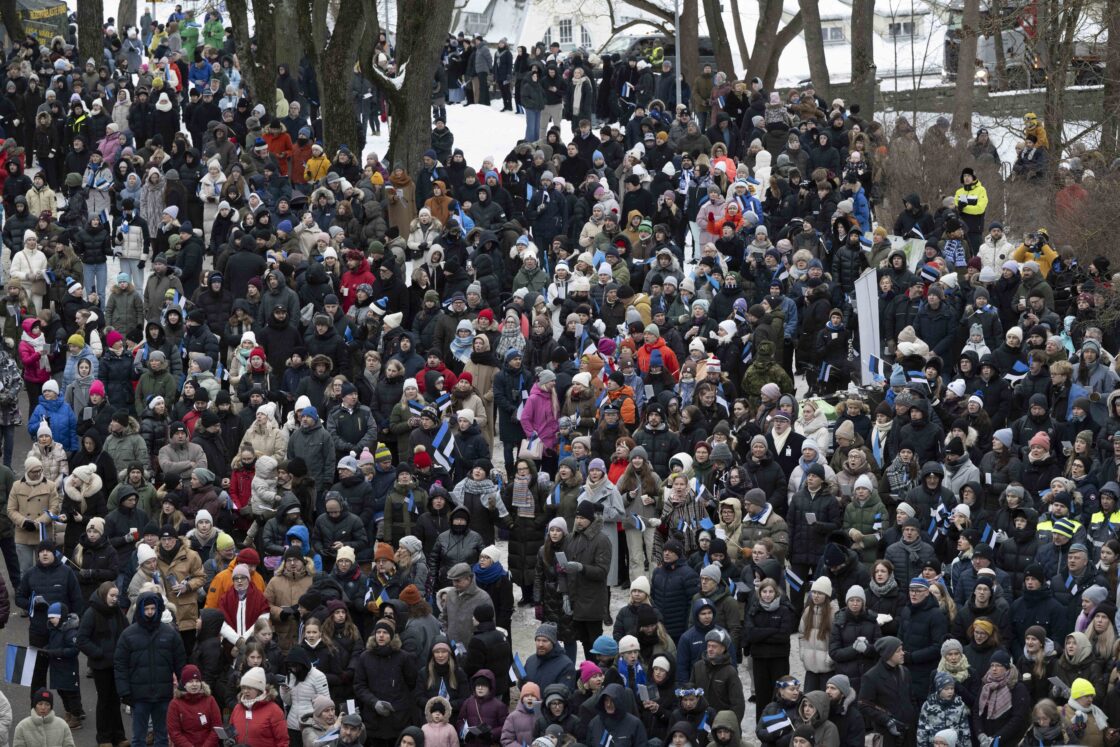 Eesti Vabariigi 108. aastapäeva tähistamine ja pidulik lipuheiskamistseremoonia Toompeal.