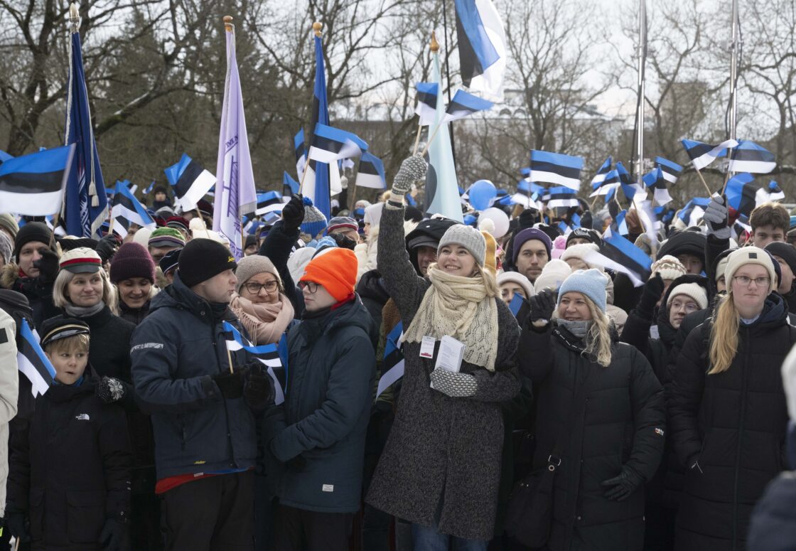 Eesti Vabariigi 108. aastapäeva tähistamine ja pidulik lipuheiskamistseremoonia Toompeal.