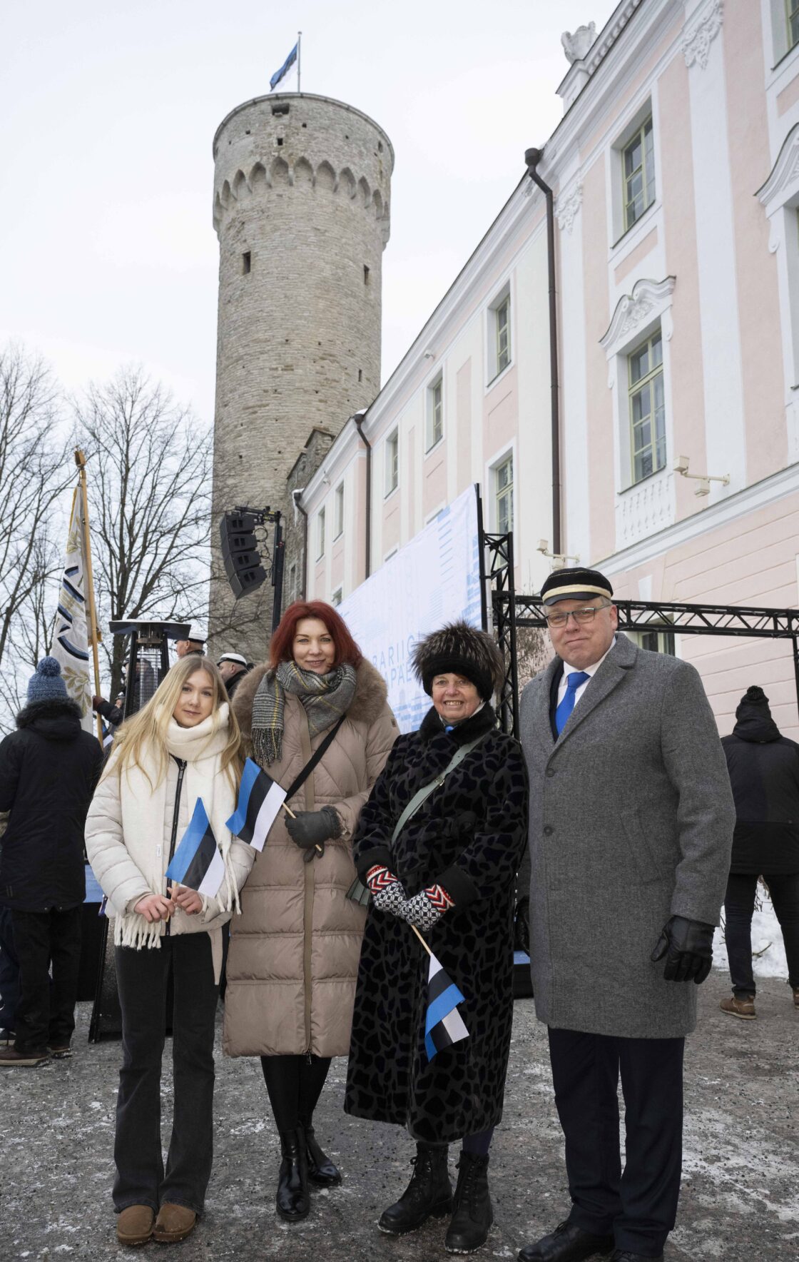 Eesti Vabariigi 108. aastapäeva tähistamine ja pidulik lipuheiskamistseremoonia Toompeal.
